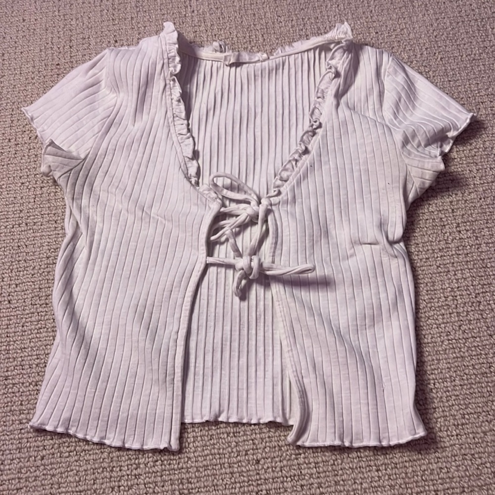 White, double tie ribbed cardigan